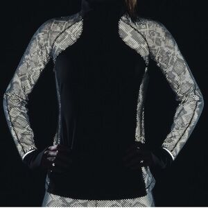 Lululemon Race With Grace 1/2 Zip II *Lights Out Ravish Reptile Silver Black